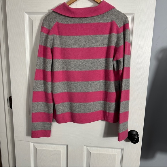 Lord & Taylor 2-ply cashmere collared v-neck top, pink/gray, no size tag - Picture 7 of 9